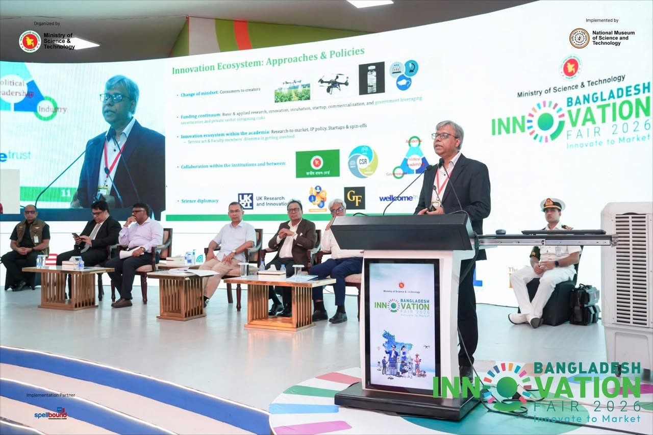 Dr. Talukder delivering the keynote at the Bangladesh Innovation Fair 2026