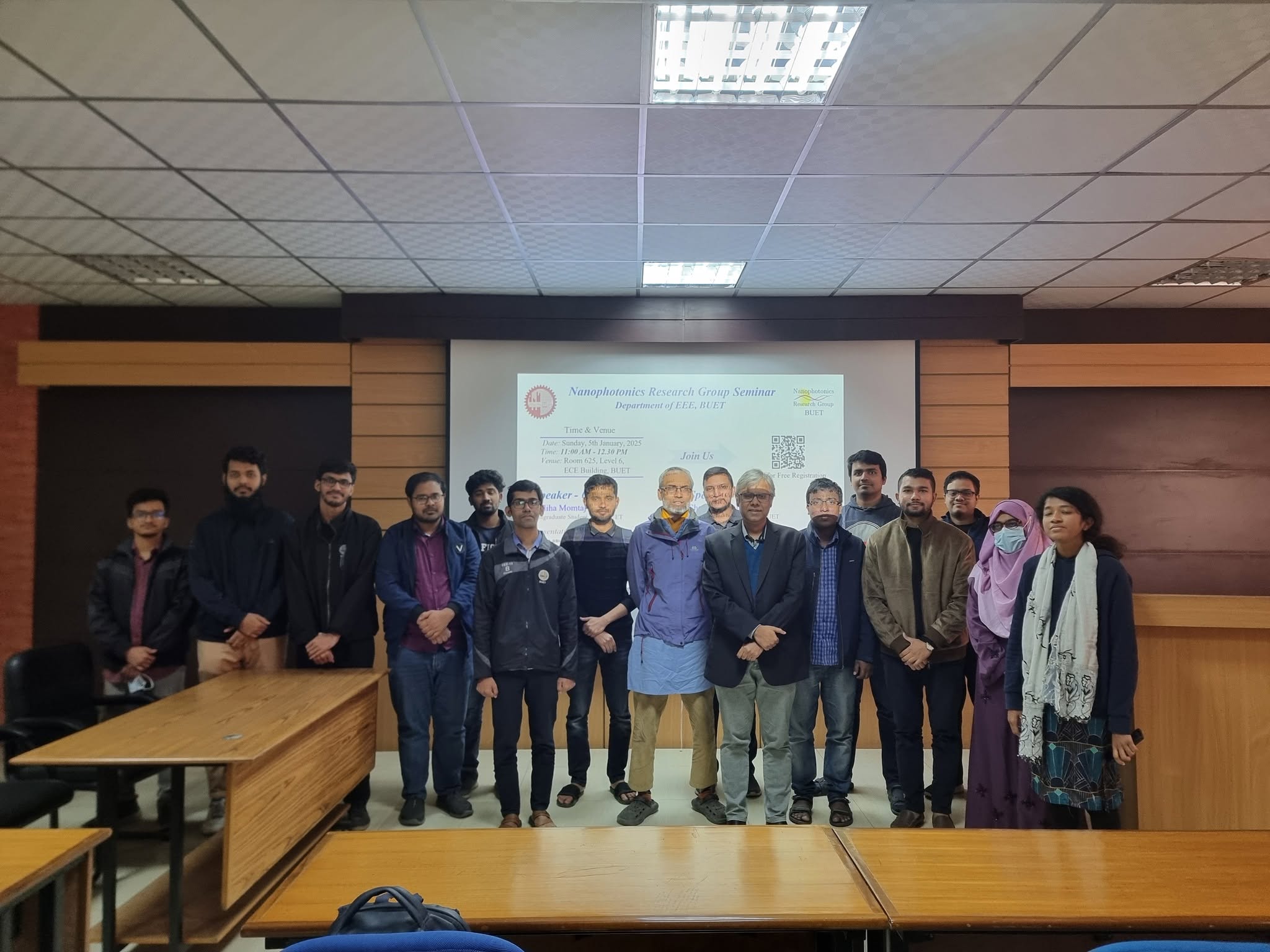 Seminar by two graduating students of the group